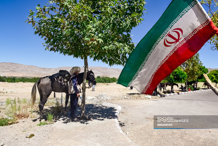 حرکت کاروان اسب‌سواران خراسا‌ن‌ شمالی به سوی حرم رضوی