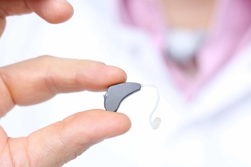 بهترین سمعکها با قیمت استثنایی در ساری | آوا اودیولوژی