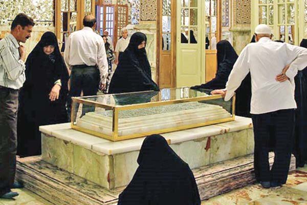 با مشاهیر و مفاخر مدفون در حرم امام رضا(ع) آشنا شوید