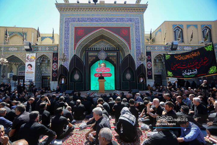 عزاداری روز شهادت امام رضا(ع) در حرم مطهر رضوی