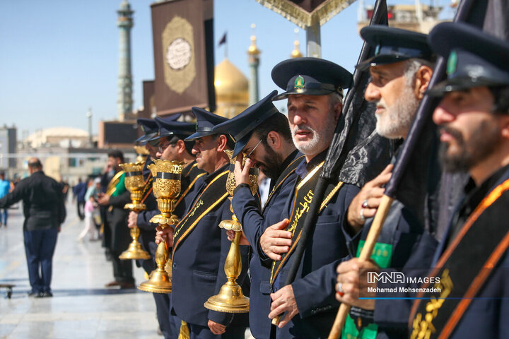 دسته عزاداری خادمین حرم حضرت معصومه(س) در سالروز شهادت امام رضا(ع)