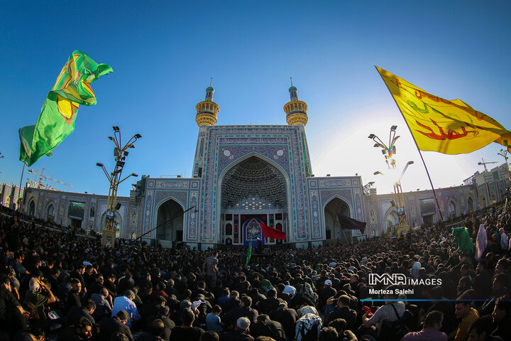 مراسم سنتی چهارپایه خوانی در حرم رضوی