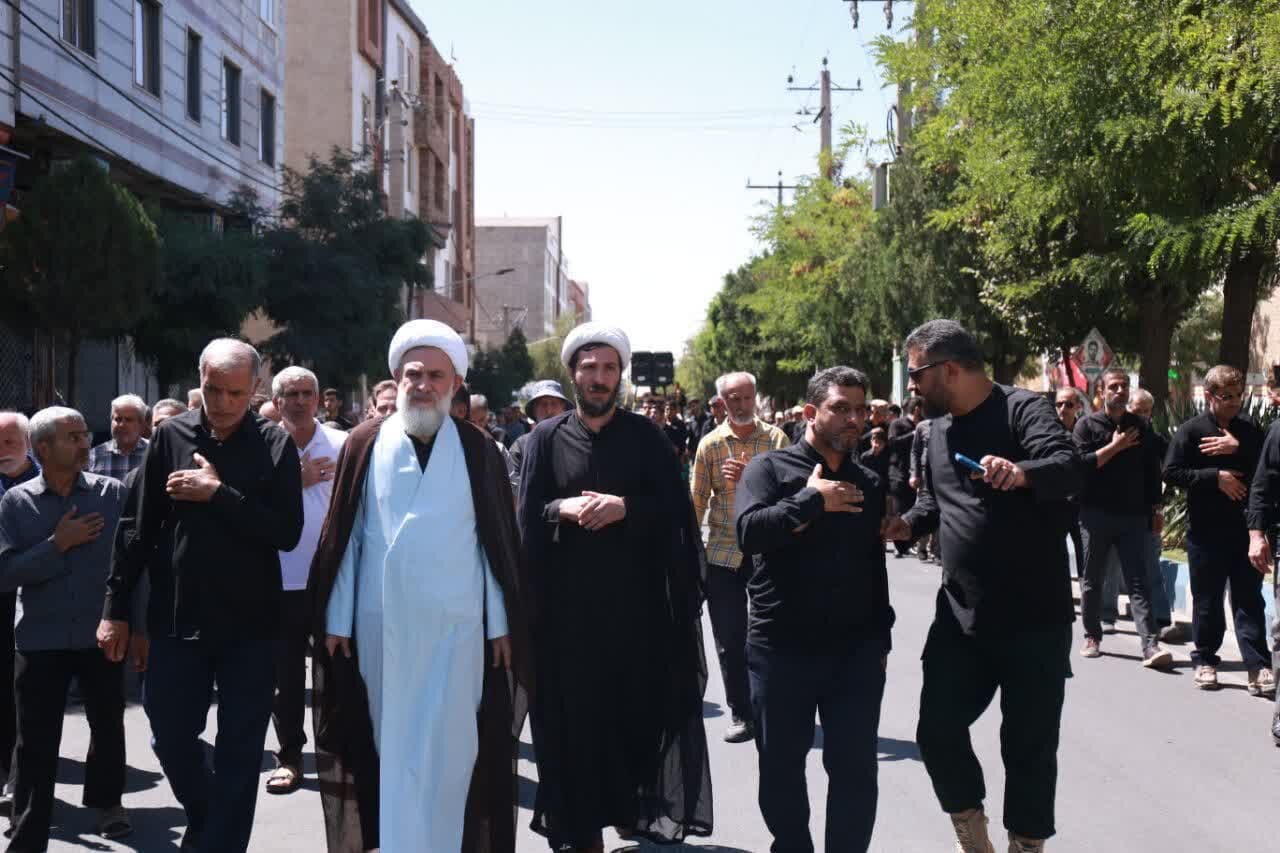 کاروان عزاداری شمسالشموس در قزوین به راه افتاد + تصاویر