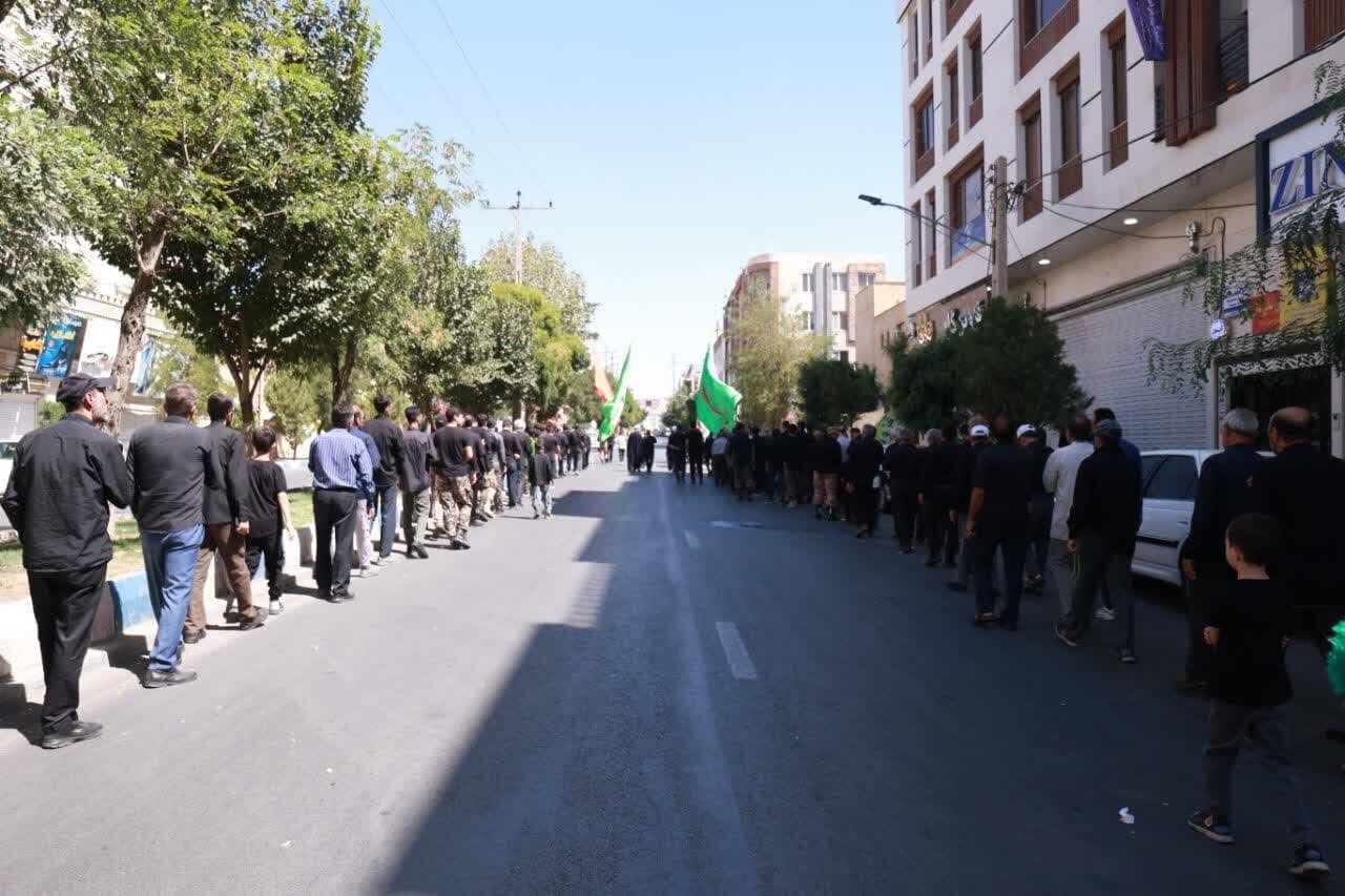 کاروان عزاداری شمسالشموس در قزوین به راه افتاد + تصاویر
