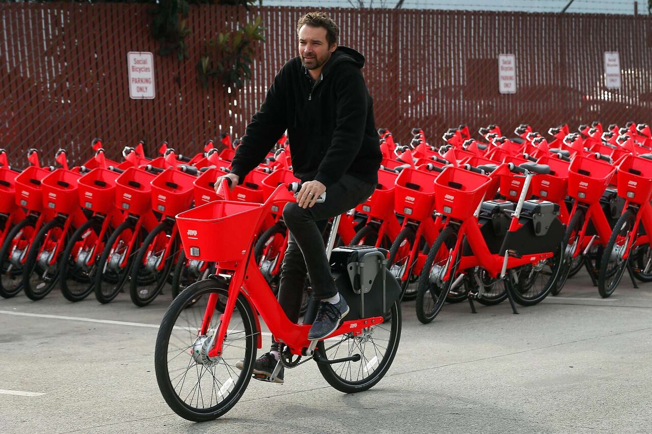 جهان در انتظار رخدادهای شدید آبوهوایی /نصب پنلهای خورشیدی بر فراز کوههای آلپ