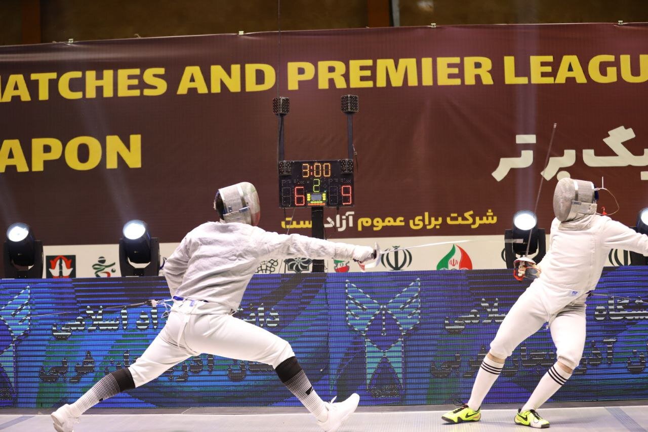 قهرمانی ورزشکار ترکیهای در مسابقات بینالمللی شمشیربازی ستلایت ارومیه+ تصاویر