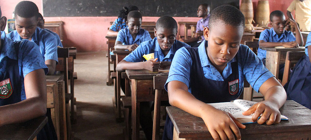 روز جهانی سوادآموزی 2024 International Literacy Day + ایران در جمع برترینهای باسواد