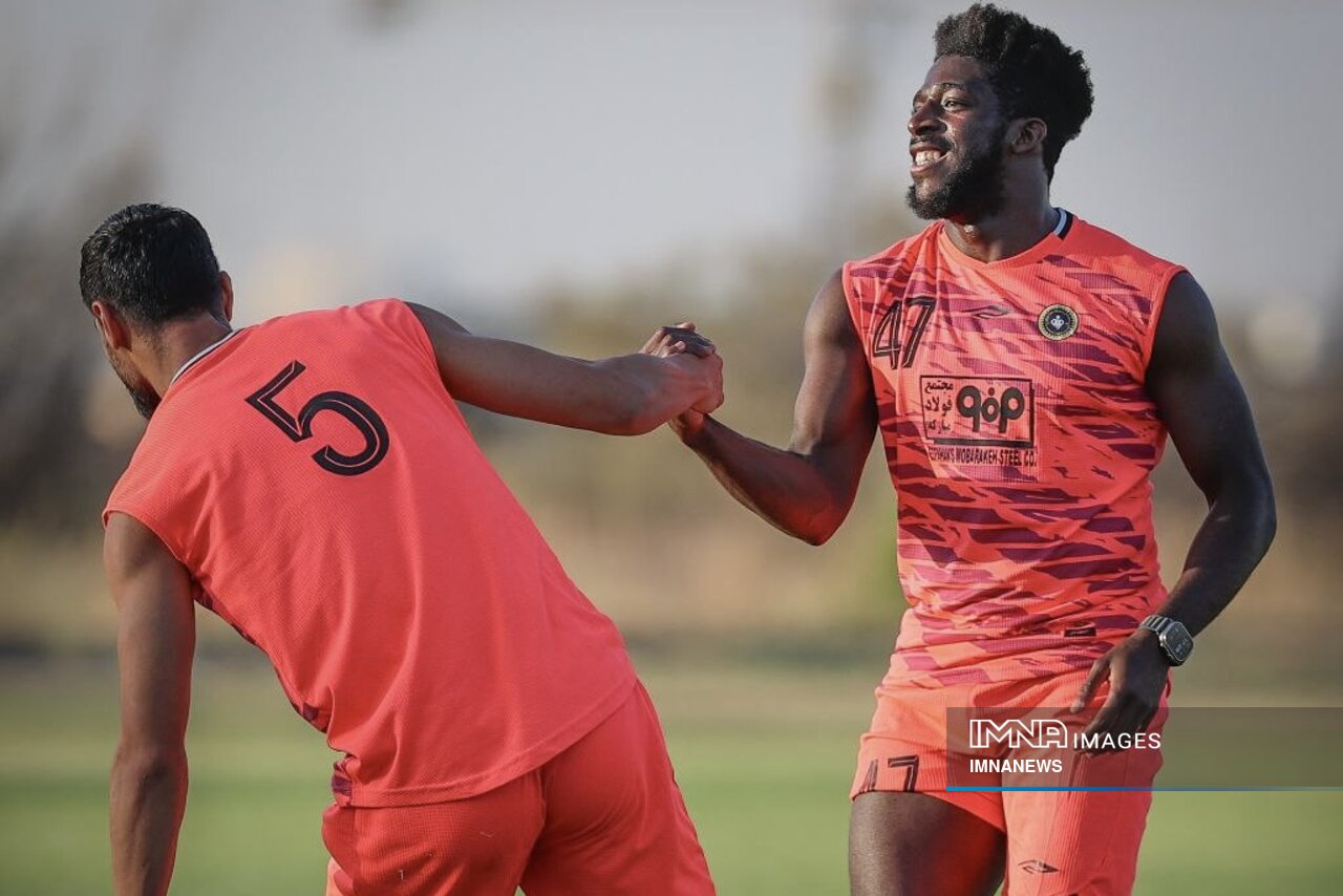 اختلاف ۲ میلیون یورویی پرسپولیس با استقلال/ تراکتور و سپاهان در تعقیب سرخابیها