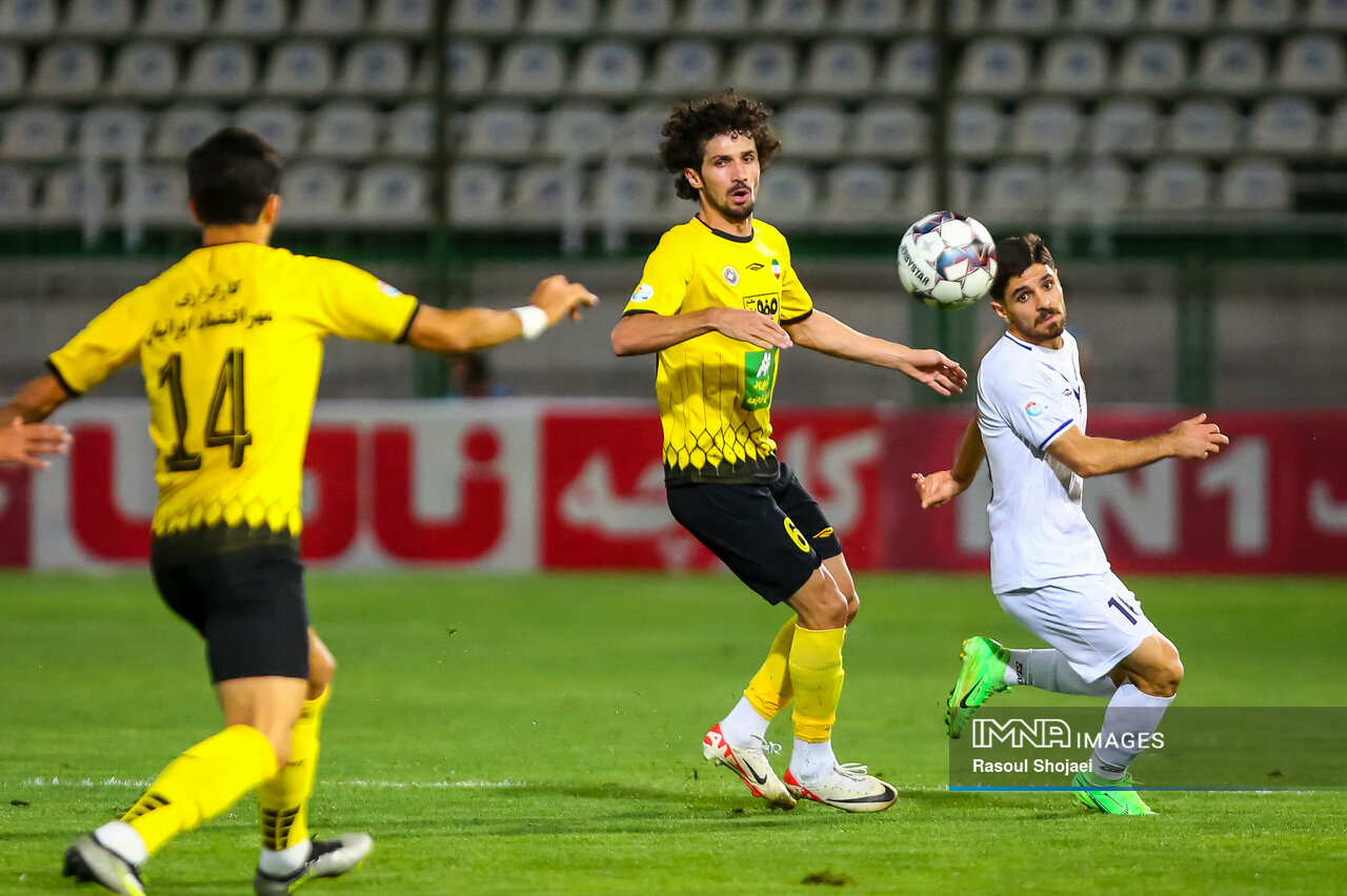 عقب نشینی کیفیت زیرساختی به سالهای آغازین لیگ برتر فوتبال