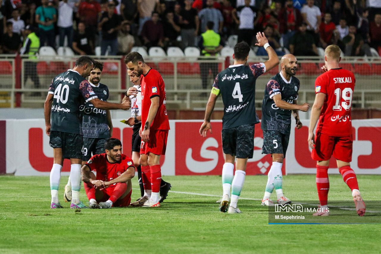 VAR؛ سیستمی که مشکلساز شد