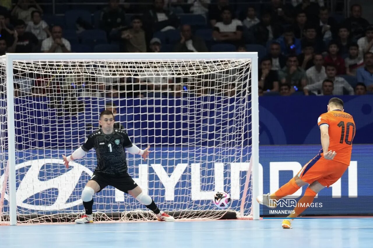 نتایج روز نخست مرحله گروهی جامجهانی فوتسال / توقف میزبان مقابل هلند و برتری پرگل سلسائو