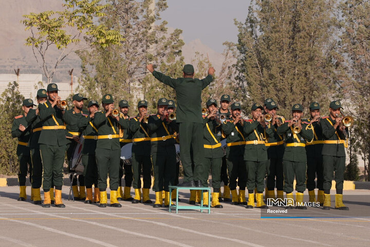 مراسم عهد سربازی و تجدید بیعت نیروهای مسلح استان اصفهان با امام زمان(عج)