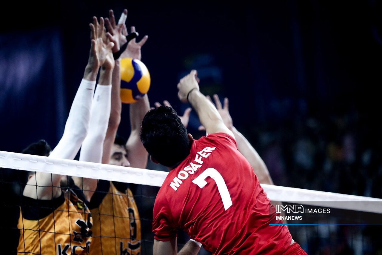 پرواز درناها بر فراز سیرجان