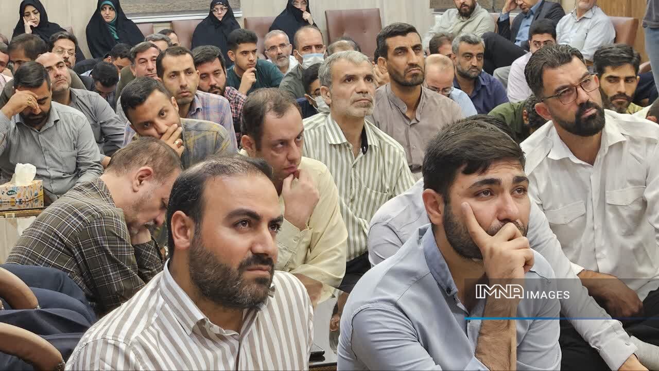 منطقه ۱۰ اصفهان ظرفیتهای بالایی برای برگزاری کنگره گرامیداشت شهدا دارد