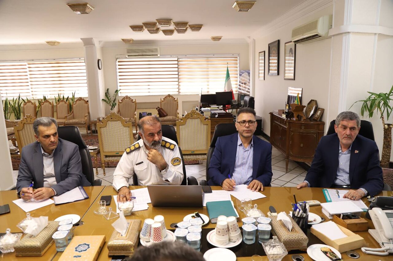 آیا توسعه حملونقل عمومی تنها راه رفع گرههای ترافیکی شیراز است ؟