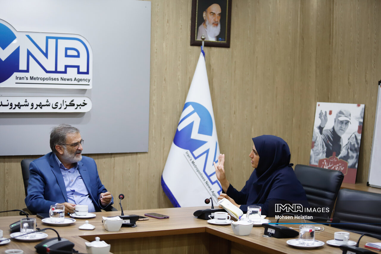 سامانه سوتزنی برای اصلاح رویهها ایجاد شد/ تبدیل وضعیت ۱۸۰۰ نفر در شهرداری اصفهان