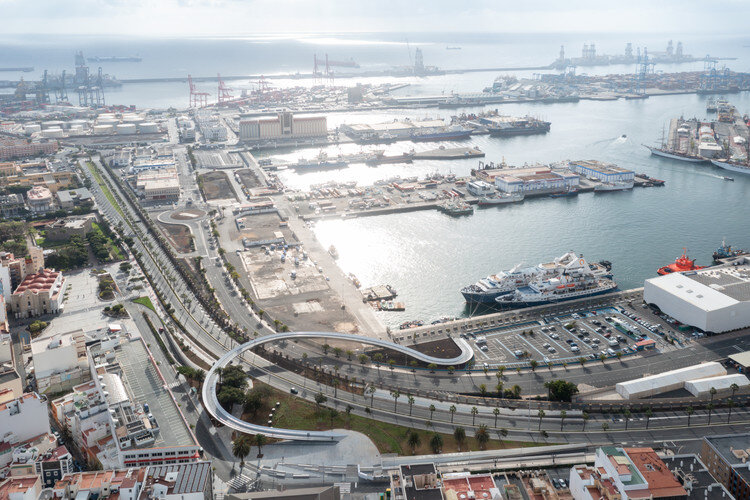 پلهای عابر پیادهای که فضای شهرها را متحول کردهاند