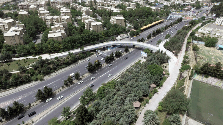 پلهای عابر پیادهای که فضای شهرها را متحول کردهاند