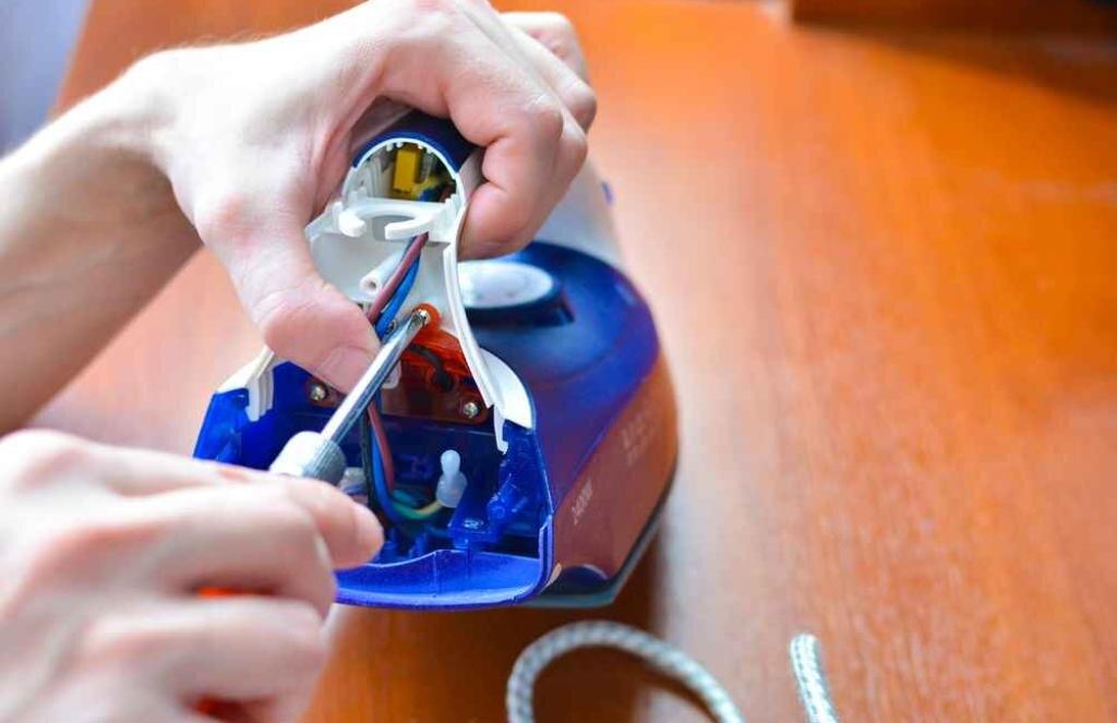 کافه تعمیرات در برلین راهاندازی شد