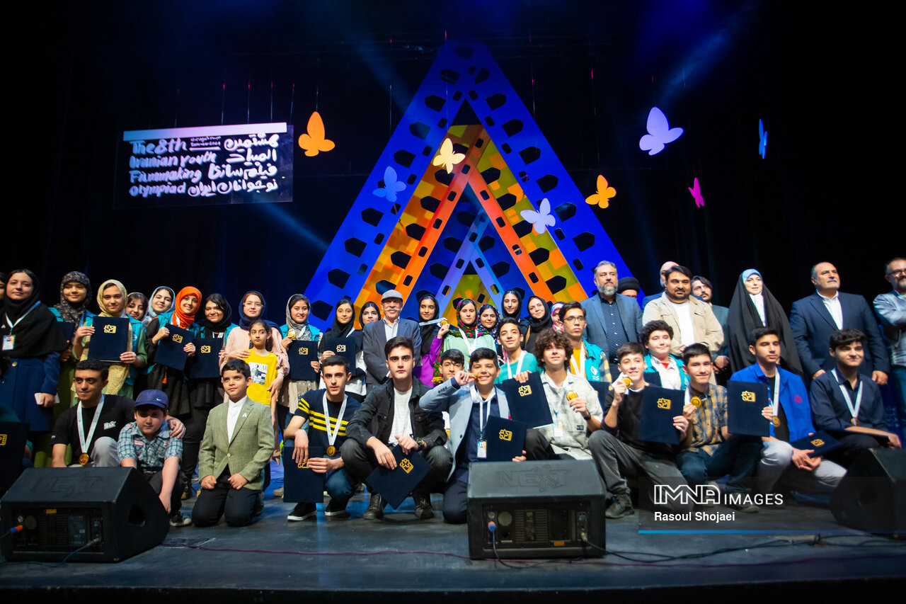 اصفهان، قلب هویت ملی و فرهنگی ایران/ نوجوان امروز مولد است نه مصرف کننده