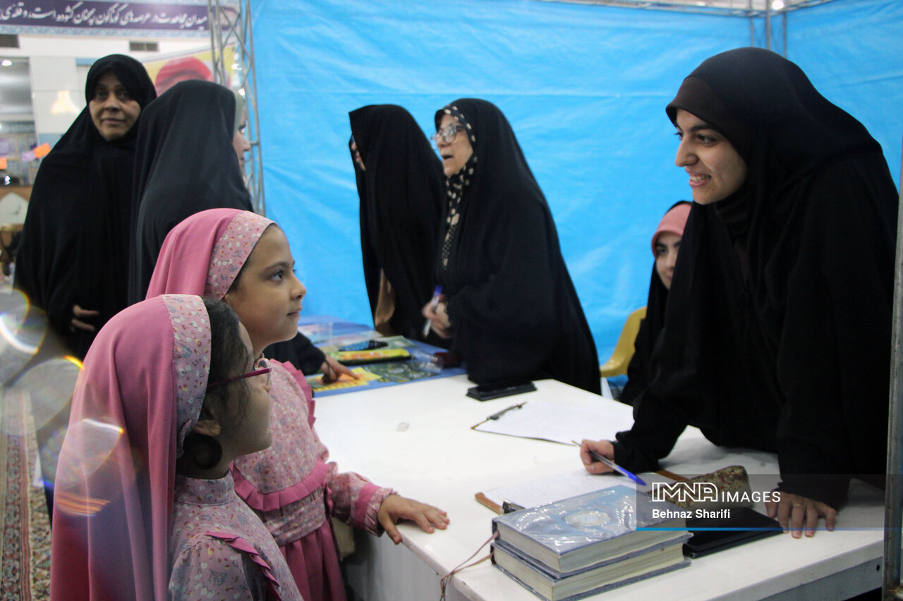 روایتی از یک محفل صمیمی با چاشنی قرآنی در کرمان + عکس