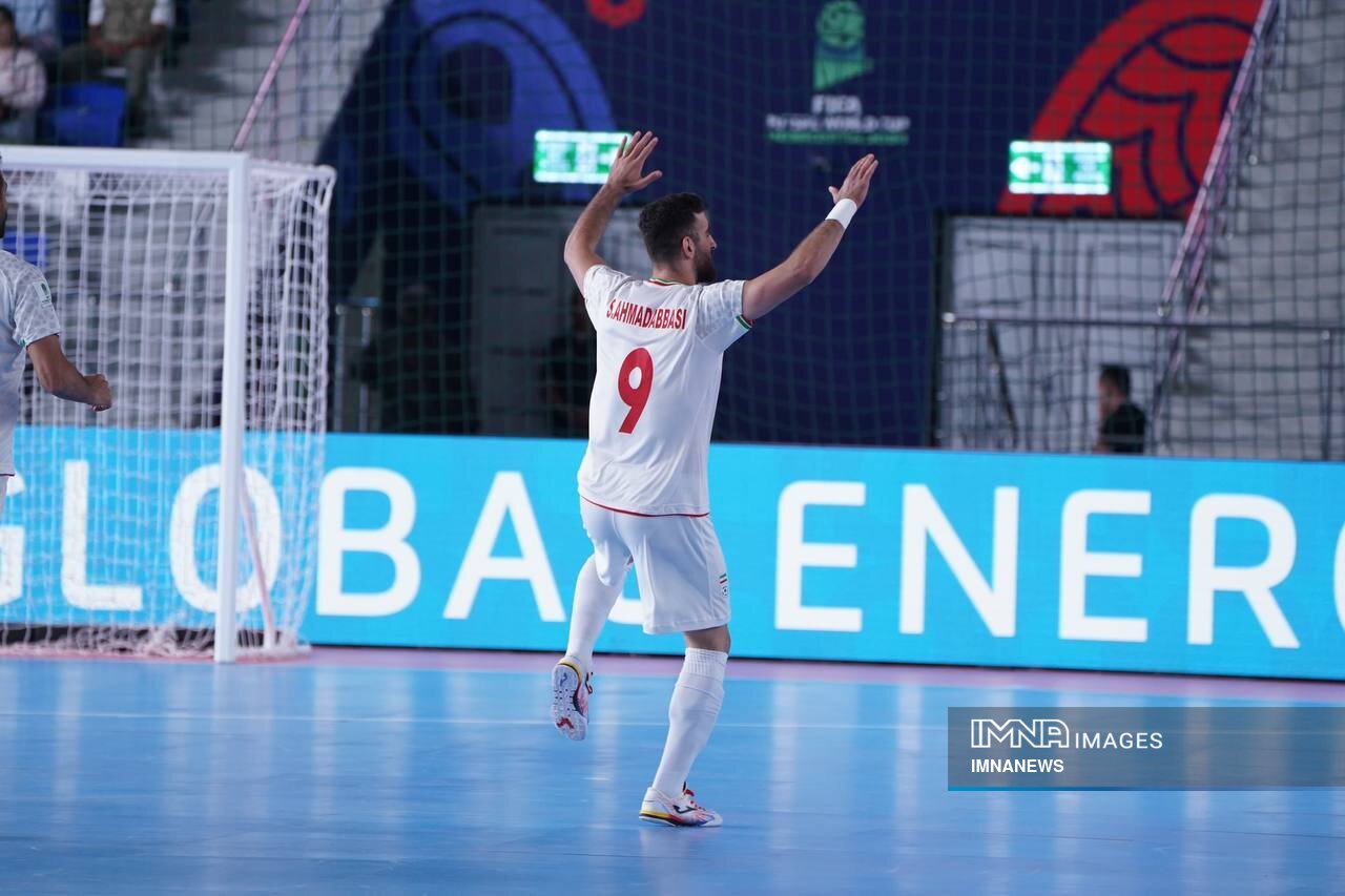 اشکها و لبخندهای اهالی فوتسال در سال ۱۴۰۳