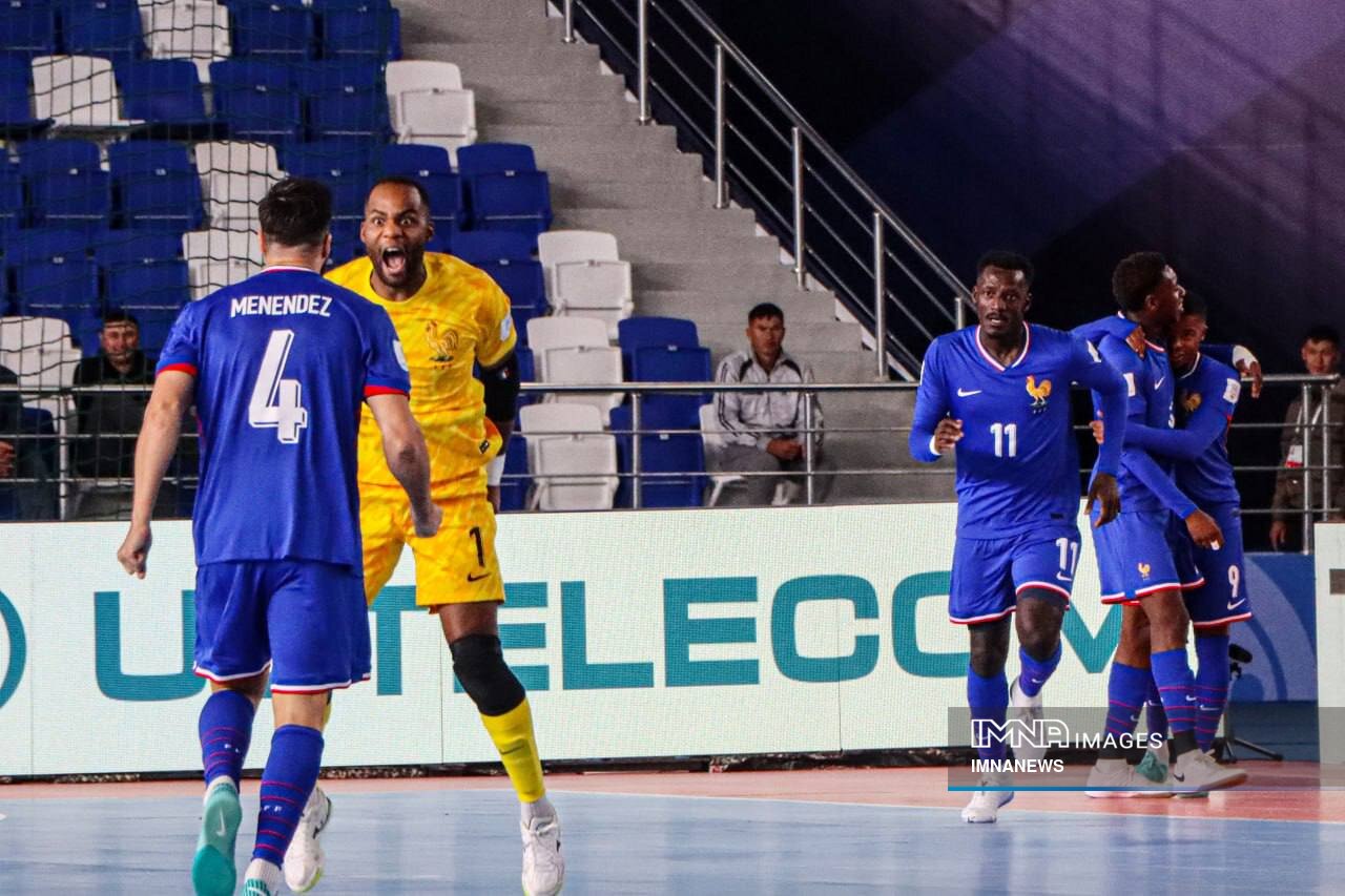 ایران - فرانسه / نبرد بهترین تیم آسیا با خروسهای بلندپرواز برای صدرنشینی