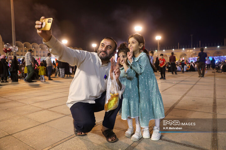 جشن بزرگ خانوادگی هفته وحدت