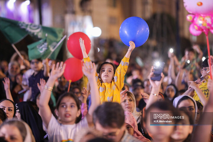 جشن بزرگ خانوادگی هفته وحدت