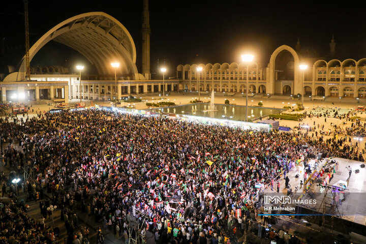 جشن بزرگ خانوادگی هفته وحدت