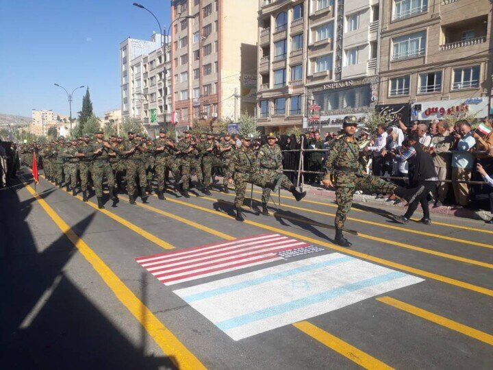 با فداکاری شهدا و جانبازان، اسلام ناب محمدی در کشور اسلامی ماندگار شد