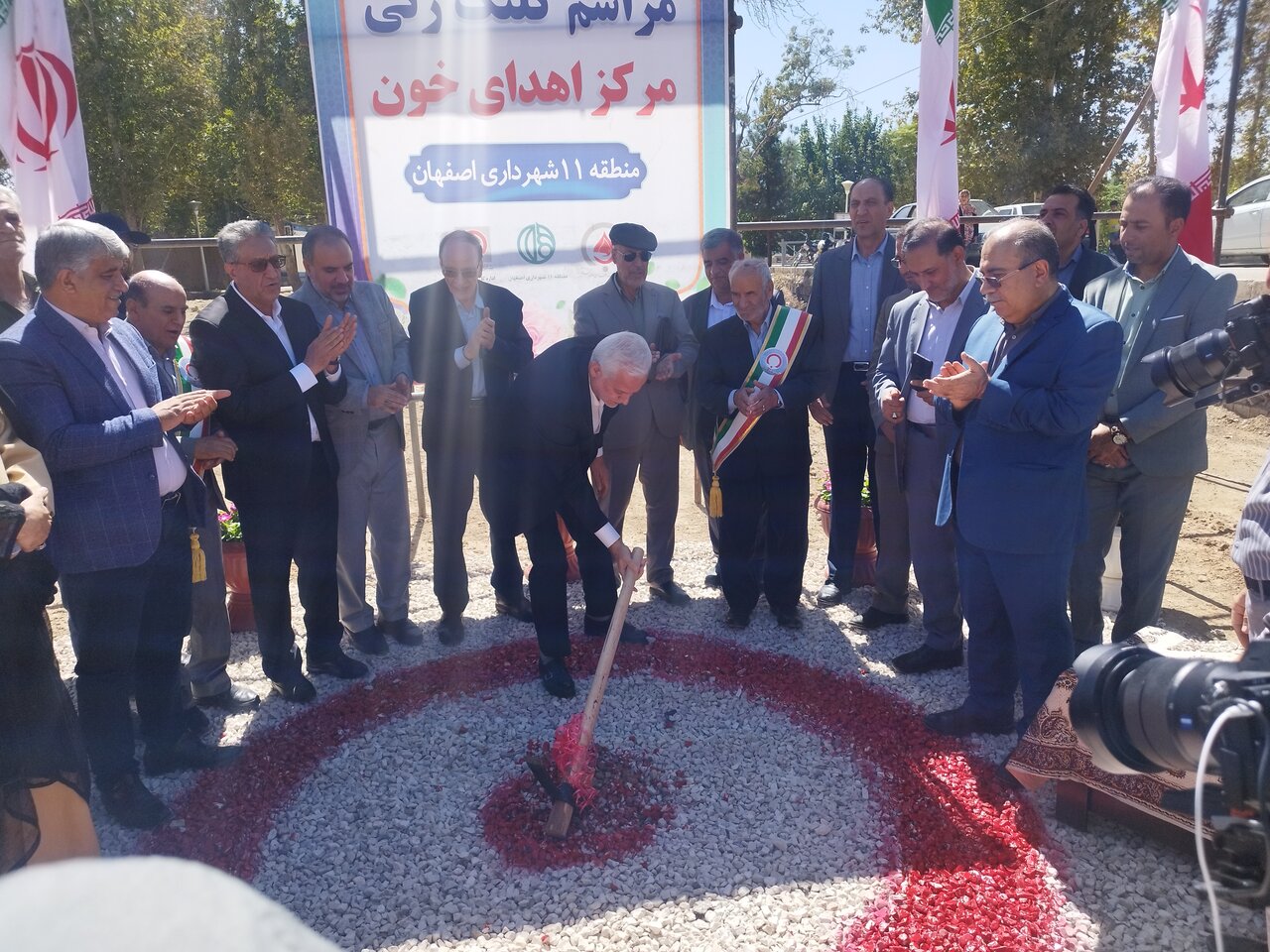 احداث مرکز اهدای خون در ۴ نقطه شهر اصفهان/ خیران دایره خدمت را برای همه مردم باز کردهاند