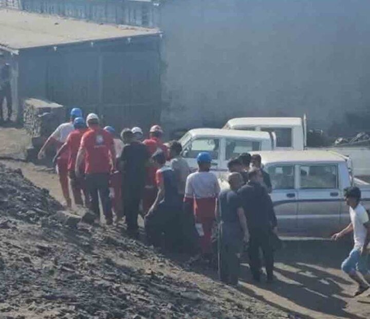 جوانب مختلف حادثه انفجار معدن در طبس پیگیری می‌شود