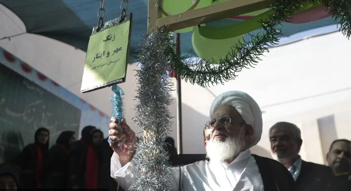 دانش‌آموزان جایگاه کشور در جهان اسلام را ارتقا دهند