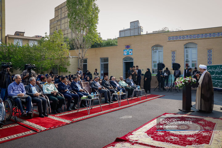 آیین زنگ مهر و بازگشایی مدارس در تبریز