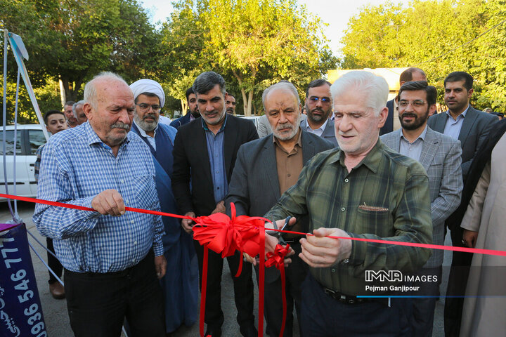 آیین افتتاح نمایشگاه مشاغل خانگی و خُرد مناطق شهرداری اصفهان