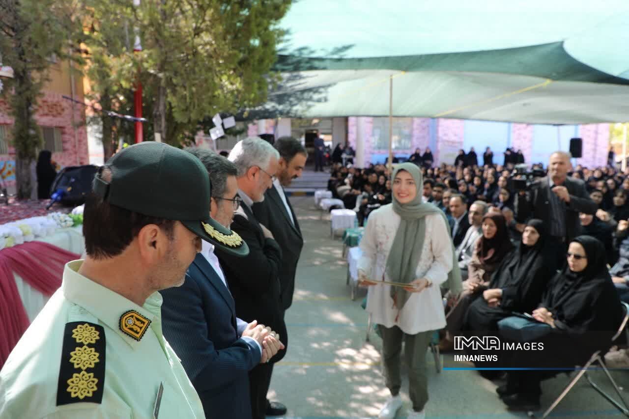 زنگ آغاز سال تحصیلی در چهارمحالوبختیاری نواخته شد + فیلم و عکس