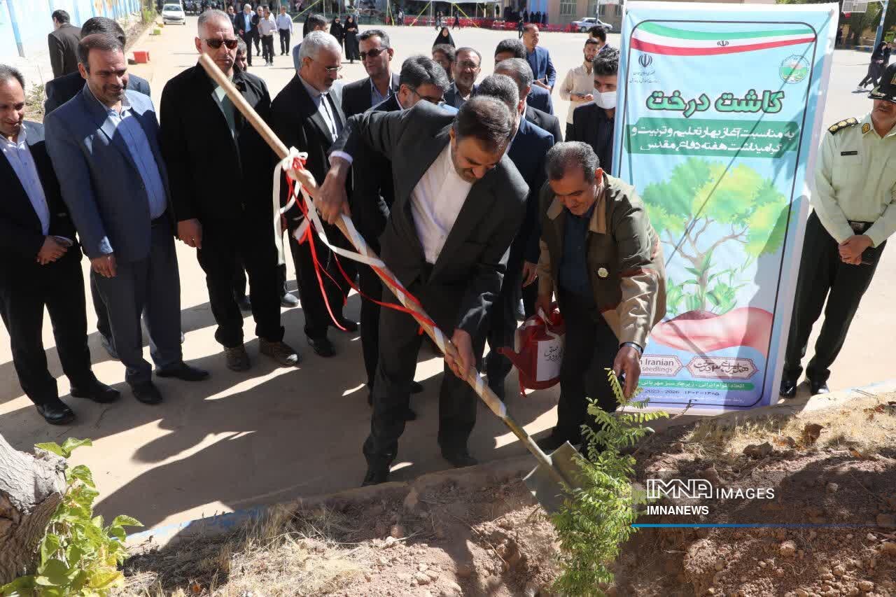 زنگ آغاز سال تحصیلی در چهارمحالوبختیاری نواخته شد + فیلم و عکس