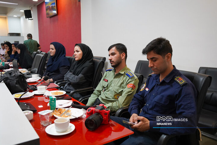 نشست خبری مدیرعامل سازمان آتشنشانی و خدمات ایمنی شهرداری اصفهان