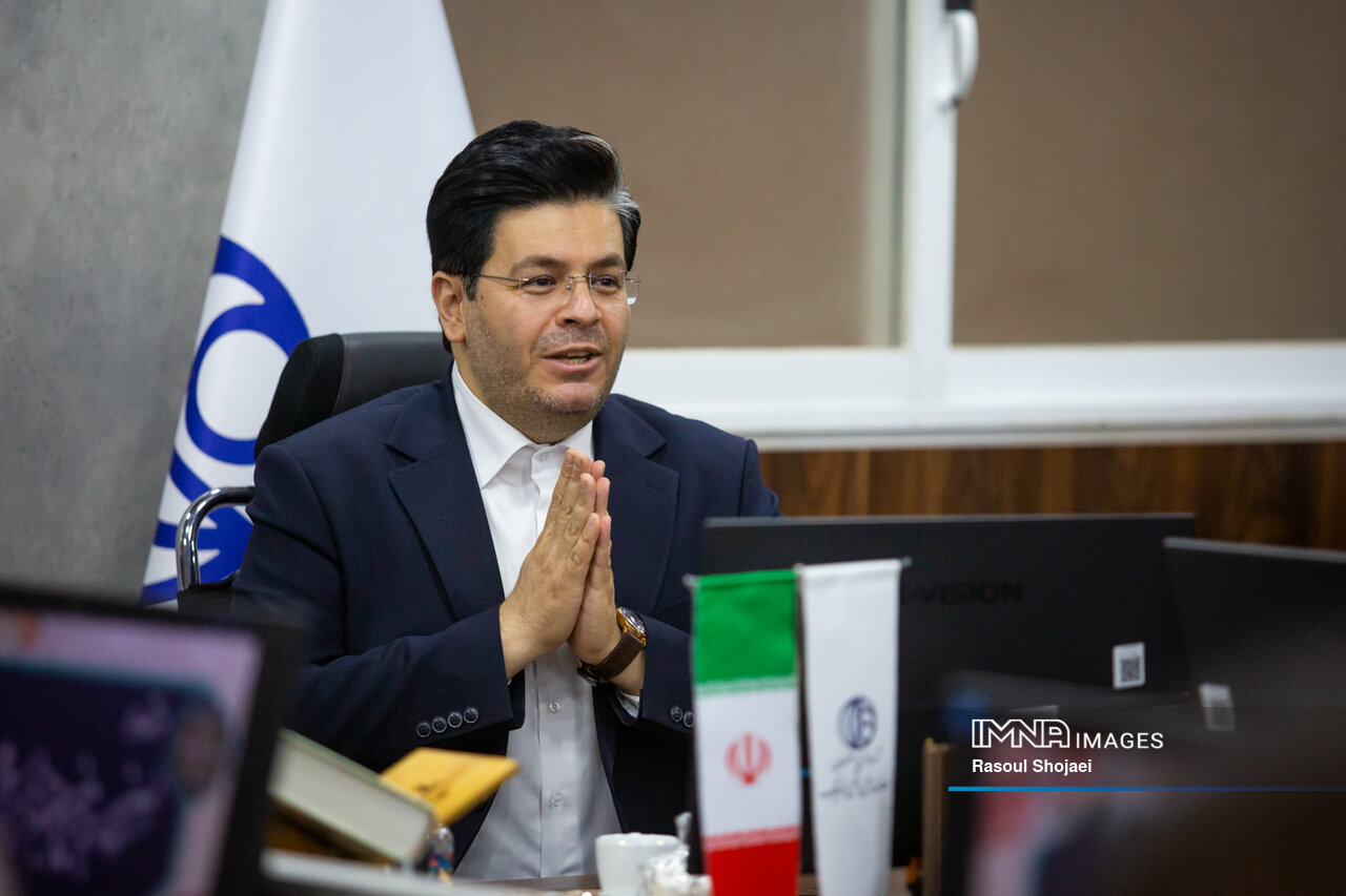 تحولی بیصدا در خیابانها؛ تاکسیهای برقی نفس شهرهای ایران را تازه میکند