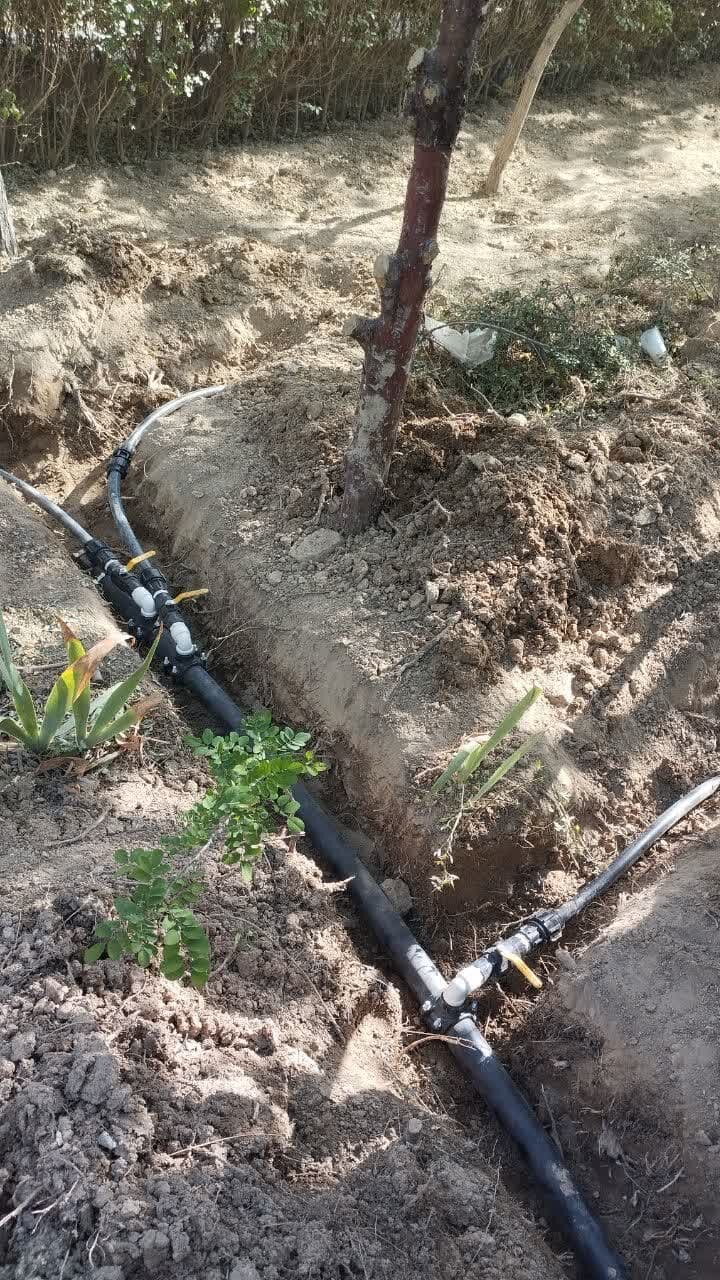 اصلاح شبکه آبیاری قطرهای فضای سبز در منطقه ۱۳ اصفهان