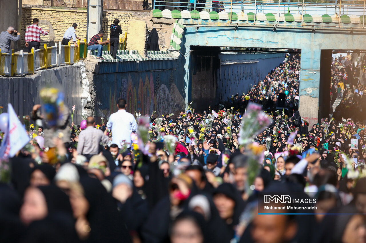 تلاش مدیریت شهری در اجرای ۱۴۰ برنامه در «دهه فرهنگی قم»