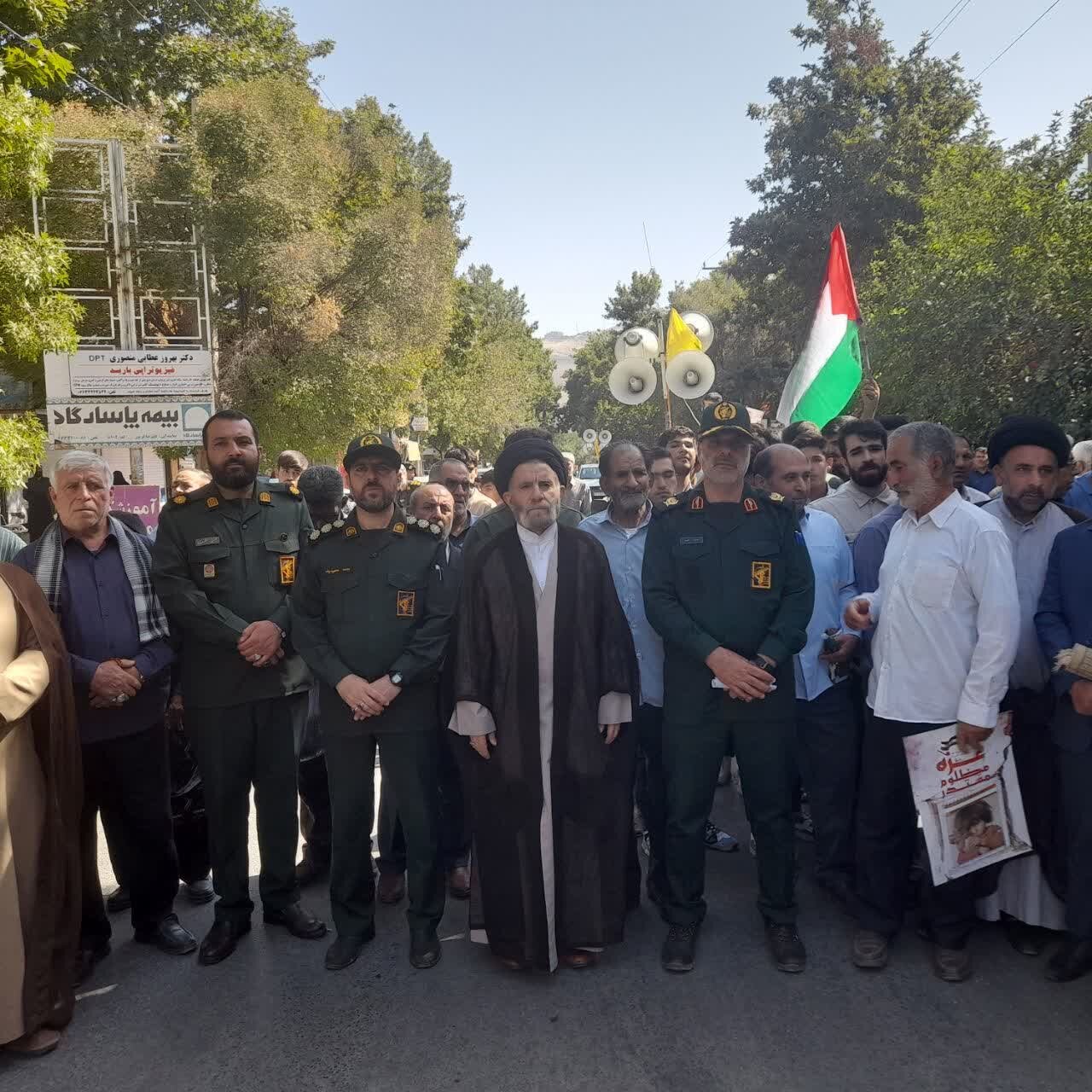 راهپیمایی مردم لرستان در حمایت از محور مقاومت و حزب‌الله لبنان