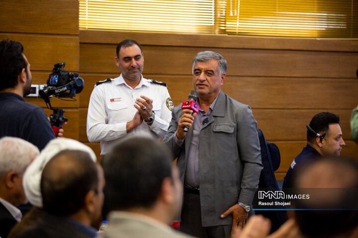 جذب ۲۸۴ نیروی جدید در آتش‌نشانی اصفهان/ ساختمان‌های ناایمن را به ۱۲۵ گزارش دهید