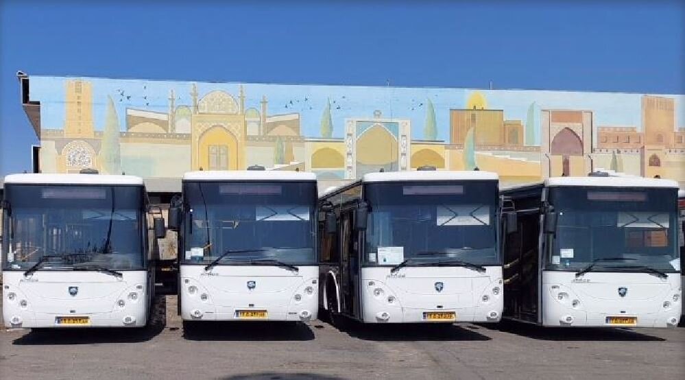 اتوبوسها پشت دروازه کلانشهرها / ناوگان خریداری شده چه زمانی وارد میشود؟