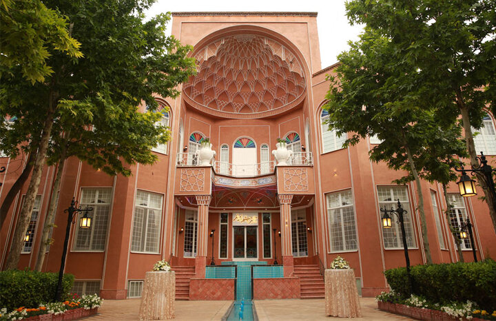 معرفی رستورانهای معروف اطراف هتل معین مشهد معرفی رستورانهای معروف اطراف هتل معین مشهد