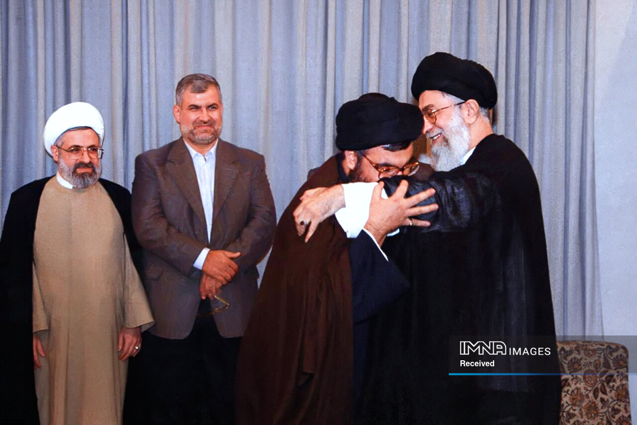 گر پدر نیست، نشان پدری هست هنوز/ حضور فرزند شهید نصرالله در دیدار با رهبر انقلاب