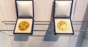 جایزه نوبل چیست و به چه کسانی تعلق میگیرد؟