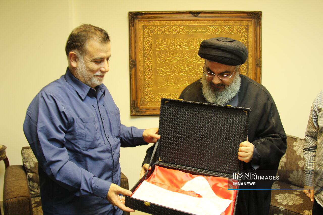 پدر، پسر و نیلیترین قاب عشق