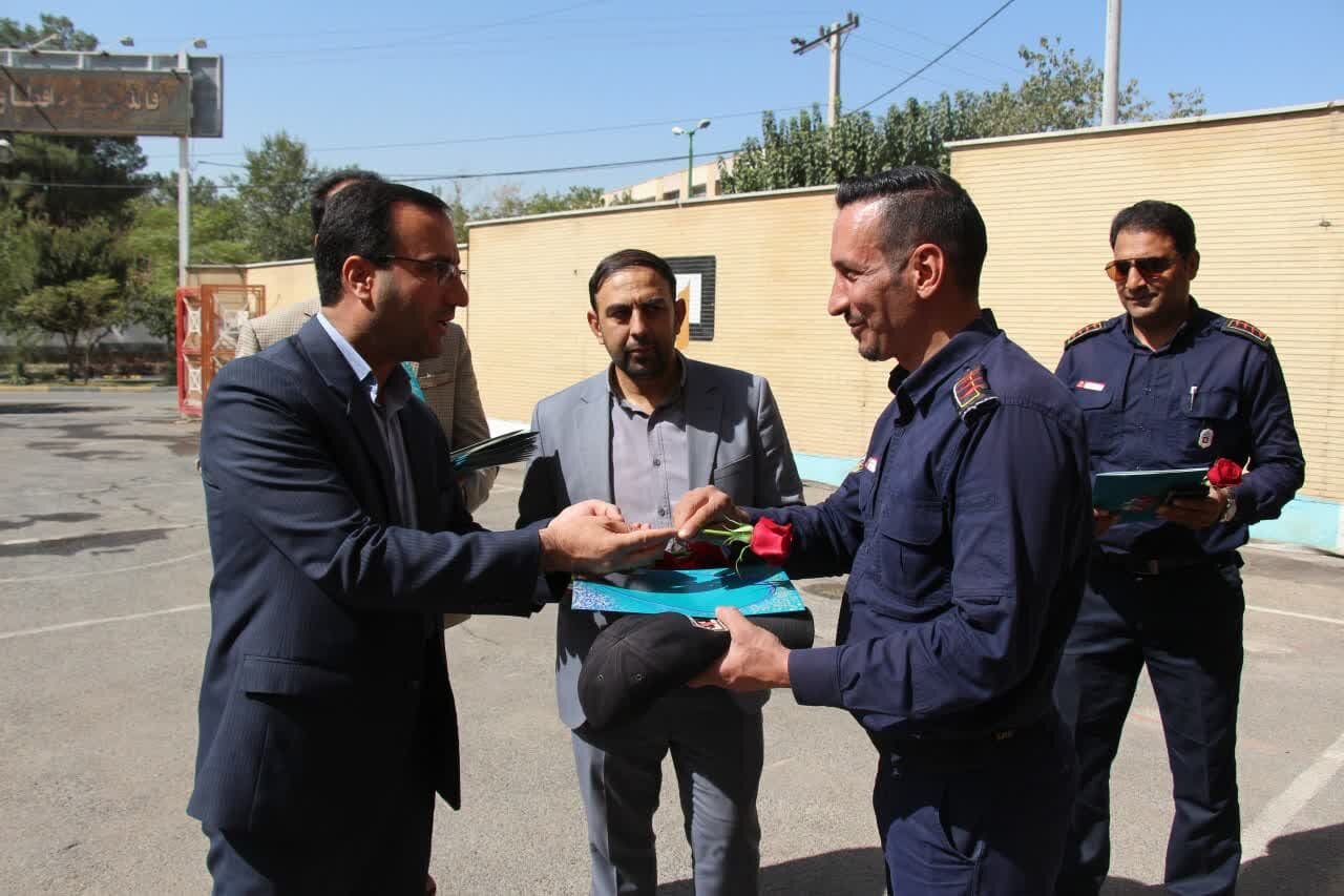 شیرهای هیدرانت آتشنشانی در خیابان امام رضا(ع) بهزودی نصب میشود